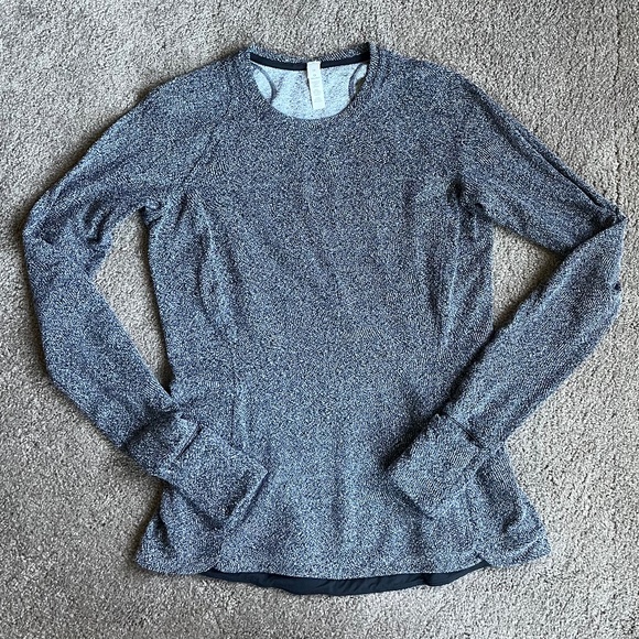 Lululemon long sleeve shirt - Picture 2 of 5